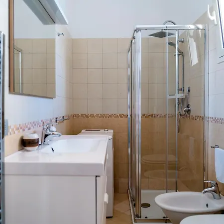 La Finestra Sul Porto Apartment *